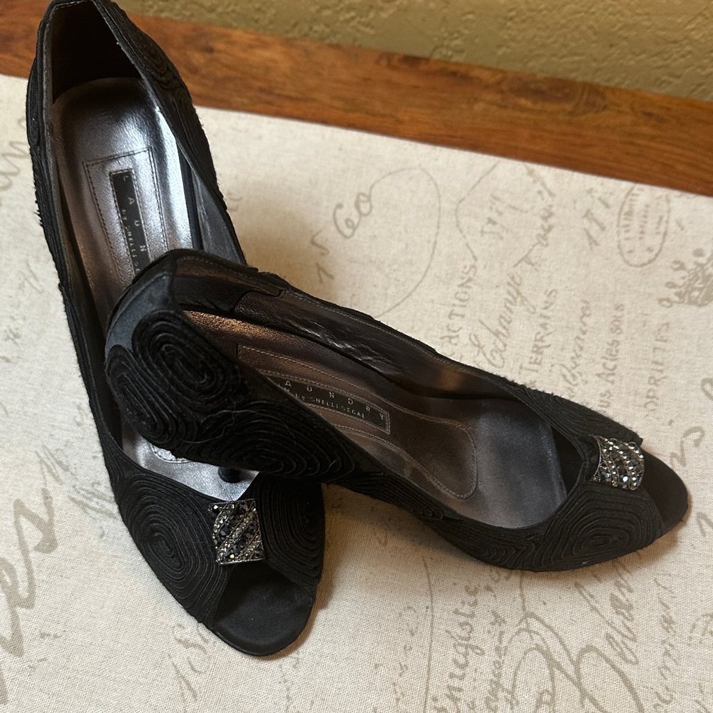 Laundry by Shelli Segal Rhinestone Petal Pumps